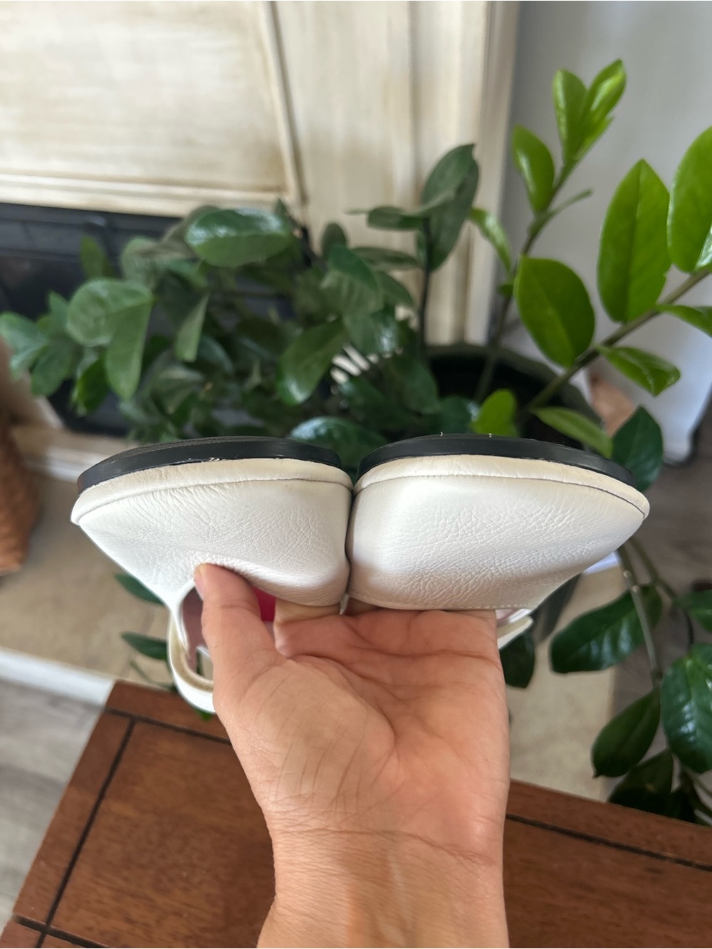 Camper Girls Cream Mary Jane Flats with red Insole - Picture 12 of 16